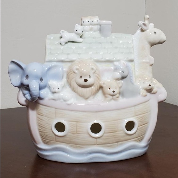 Precious Moment Noah’s Ark Bank gently used